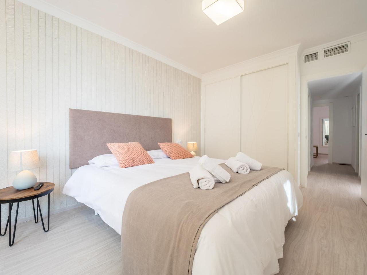 Malagueta Sea View - Premium Apartment Малага Екстер'єр фото