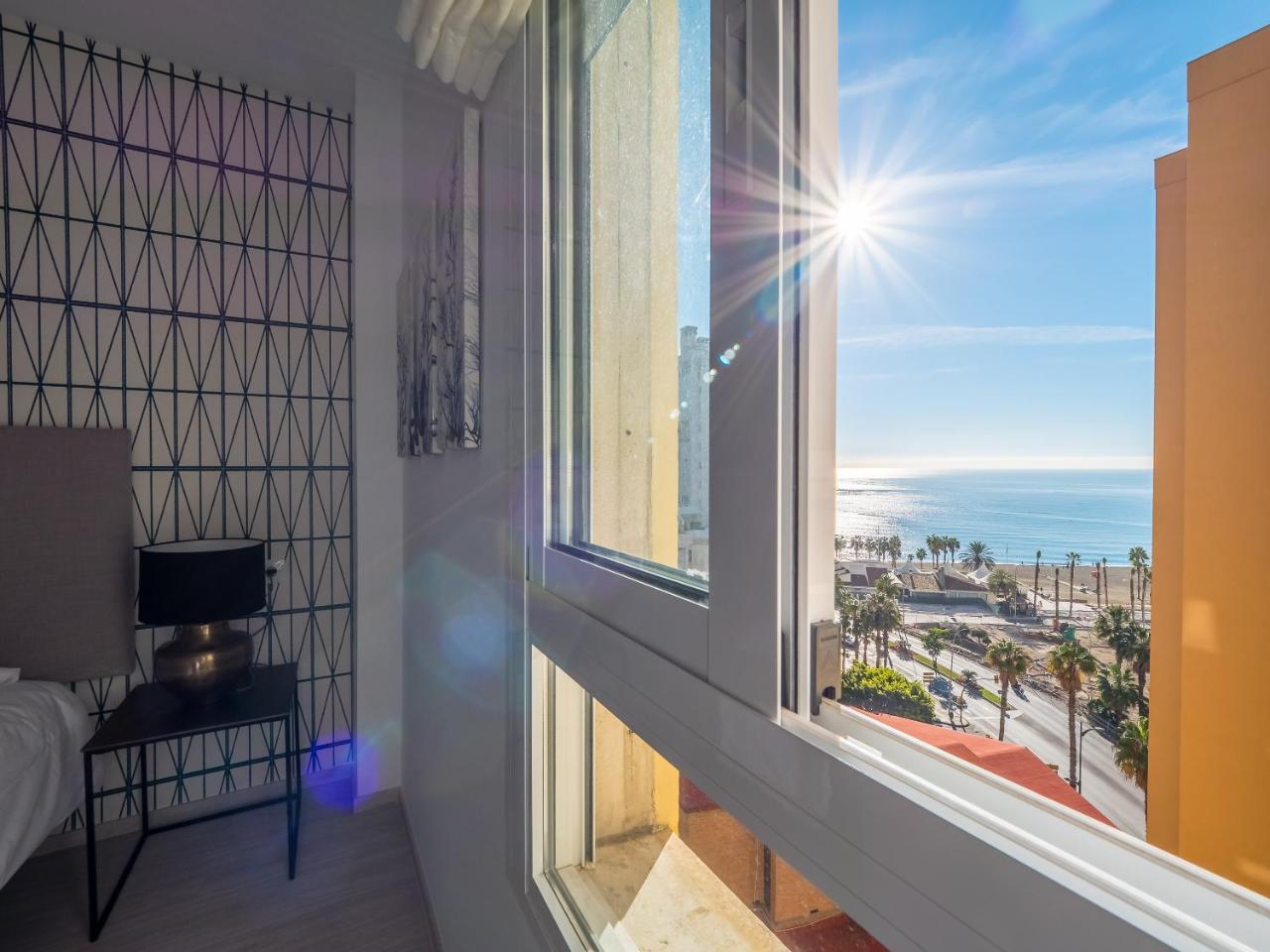 Malagueta Sea View - Premium Apartment Малага Екстер'єр фото